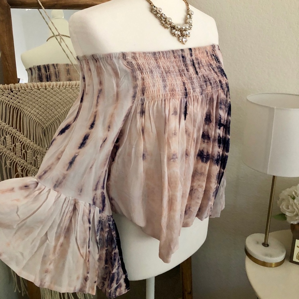 Vick boho off the shoulder top with flare arms